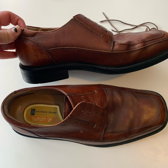 Dockers 10.5 Wide - Picture 7 of 11